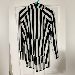 Beetlejuice Look LuLaRoe LS hooded shirt